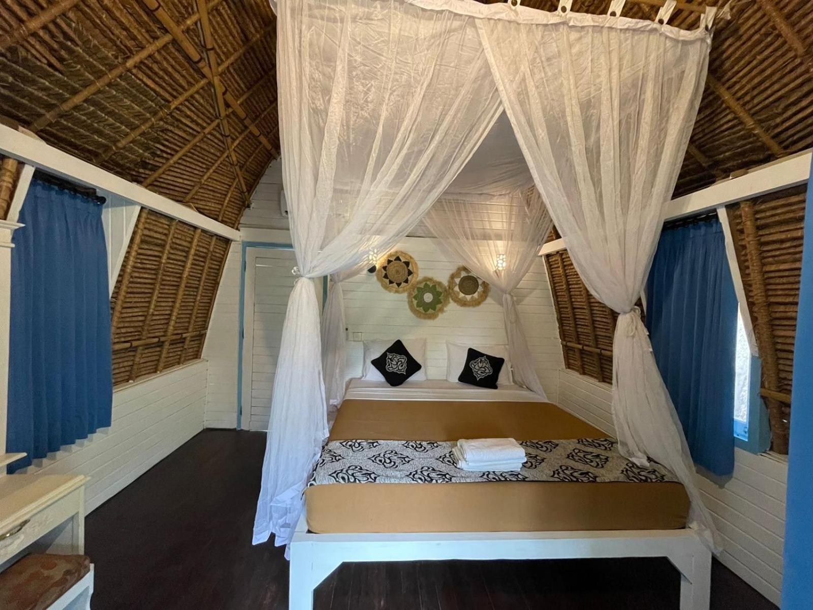 A_One House Hotel Lembongan Exterior foto